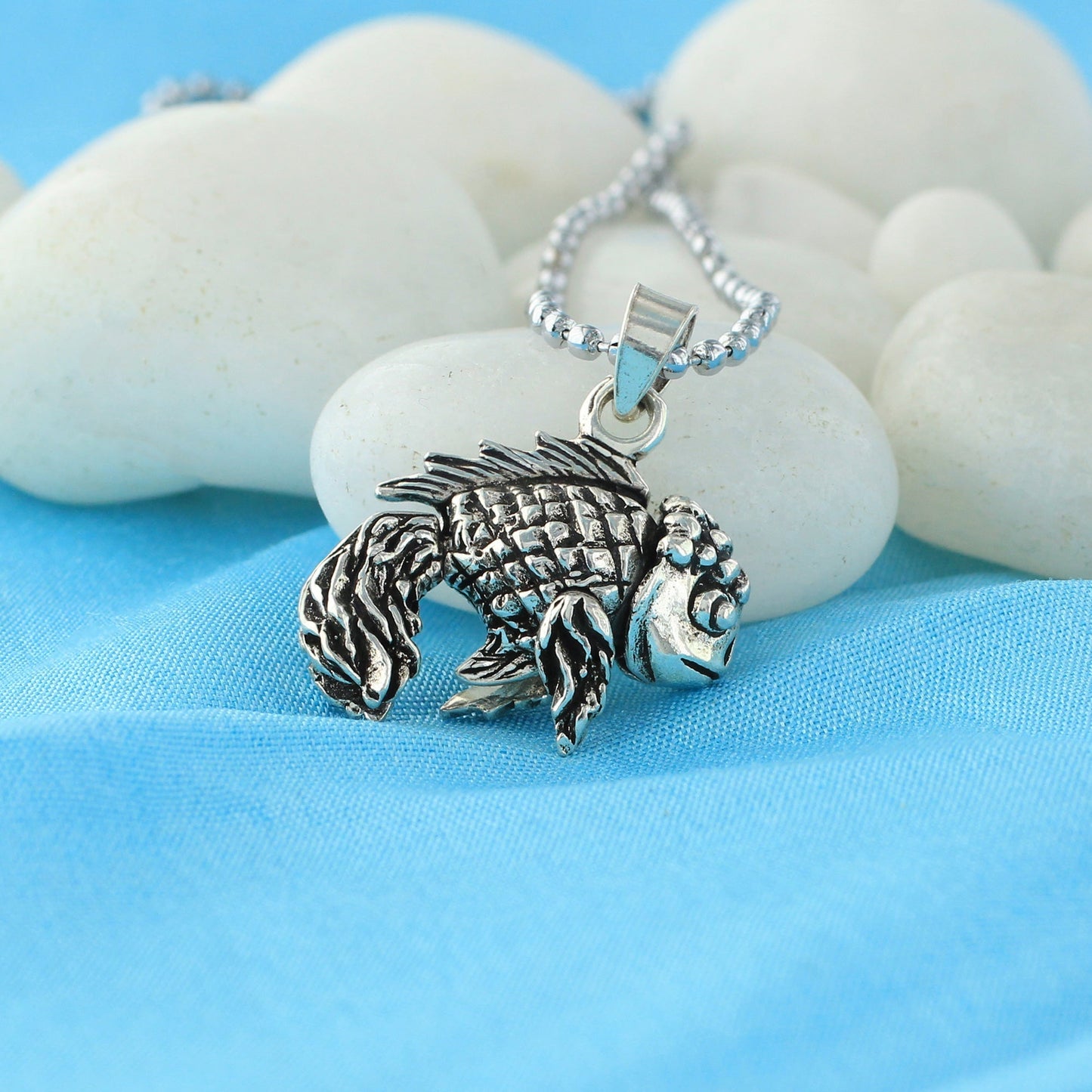 925 Sterling Silver Fish Pendant - Gem Avenue