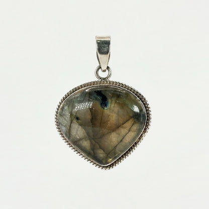 Labradorite Heart Pendant in 925 Sterling Silver Natural Flash Labradorite Gemstone Necklace - GP338