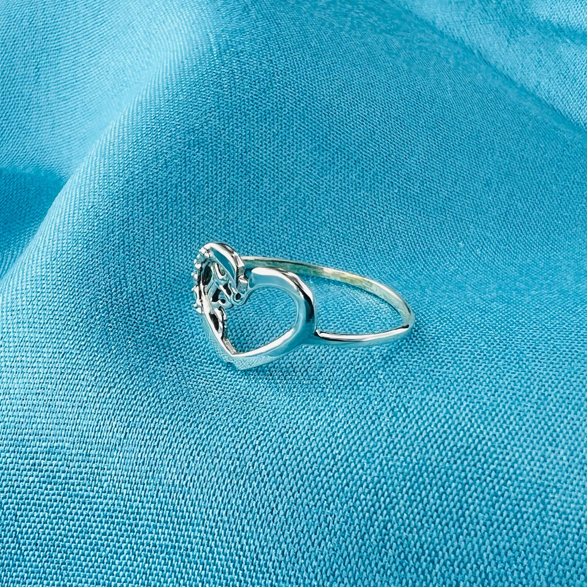 Love Heart Oxidised 925 Sterling Silver Ring - Gem Avenue