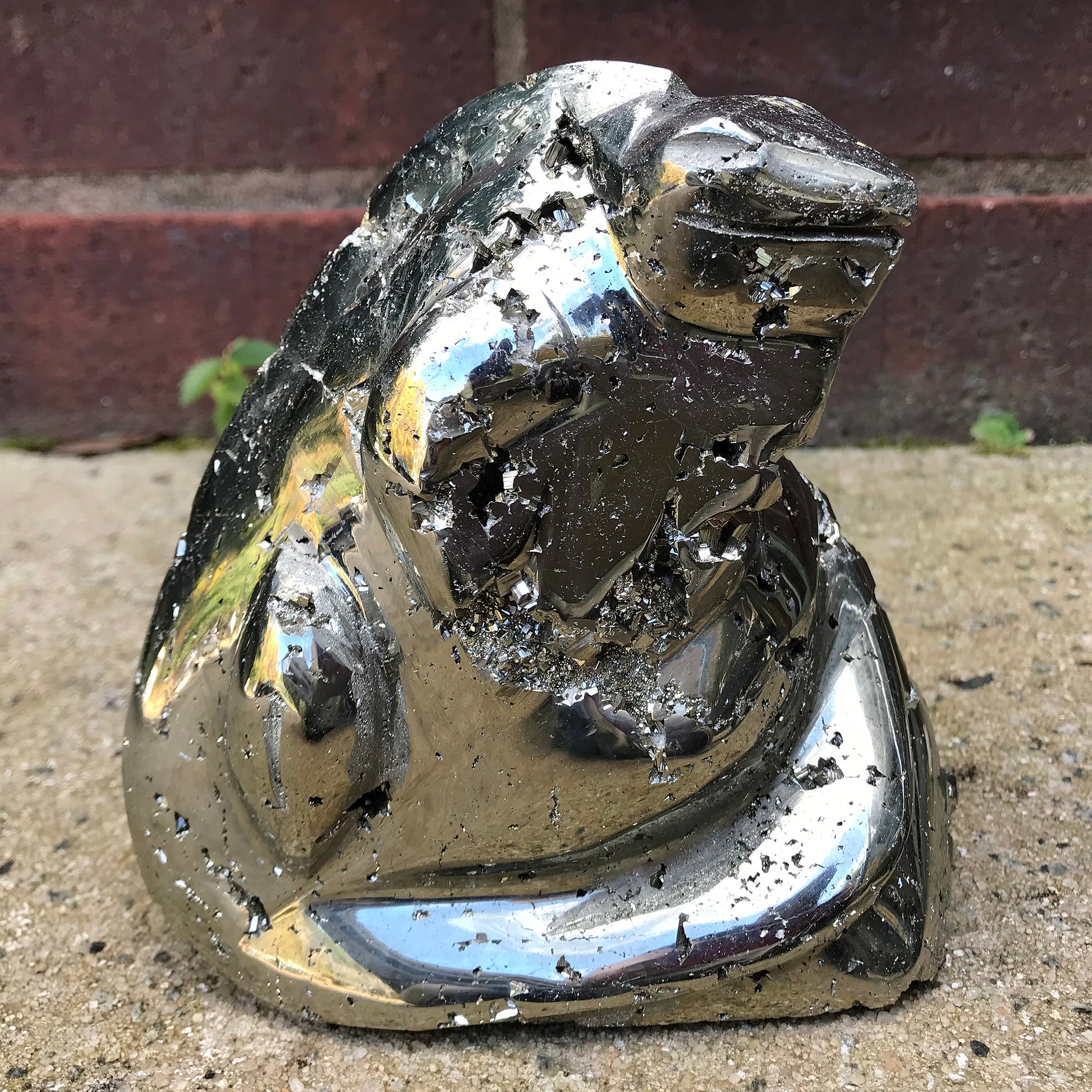 Hand Carved Natural Pyrite Iguana Crystal Gemstone Figurine Animal Sculpture Home Decor - Gem Avenue