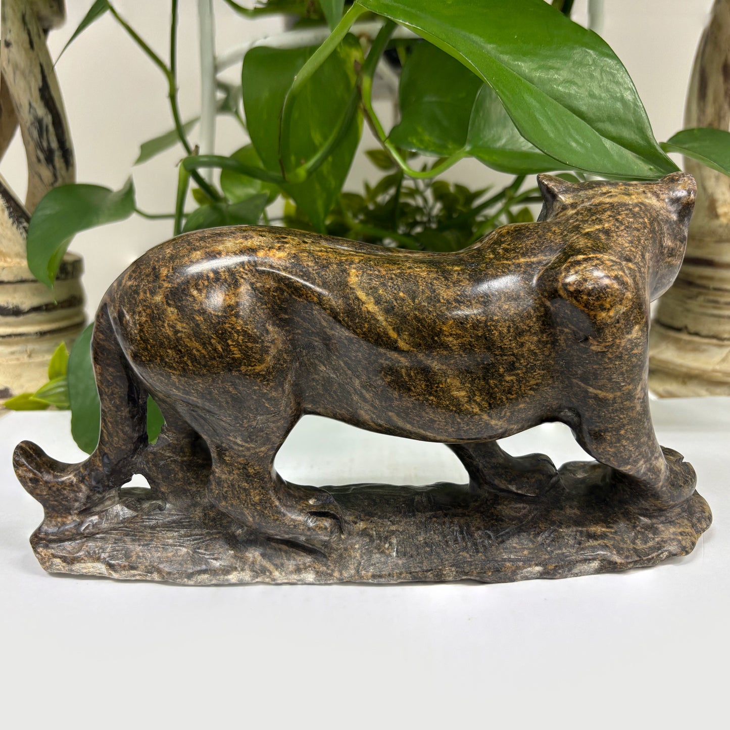 Serpentine Panther Figurine - Gem Avenue