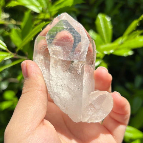 Natural Clear Quartz Crystal Gemstone