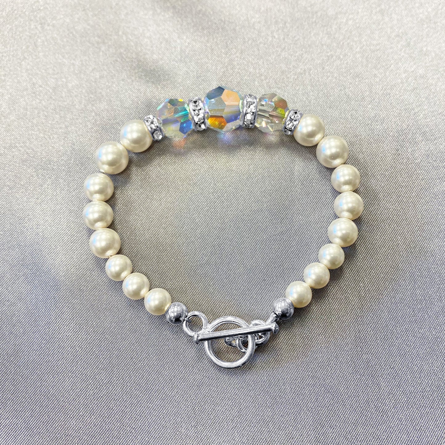 .925 Silver 7.5 inch Bracelet with Austrian Crystals and Faux Pearl