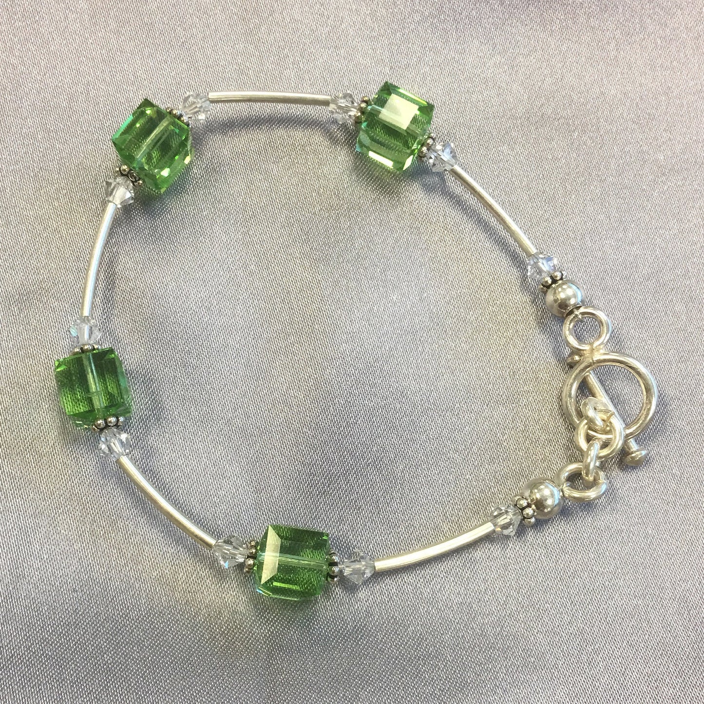 Sterling Silver 7.5 inch Bracelet with Cube Shape Austrian Crystals