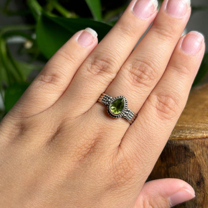 Pear Shape Peridot Gemstone Solitaire Ring in .925 Sterling Silver