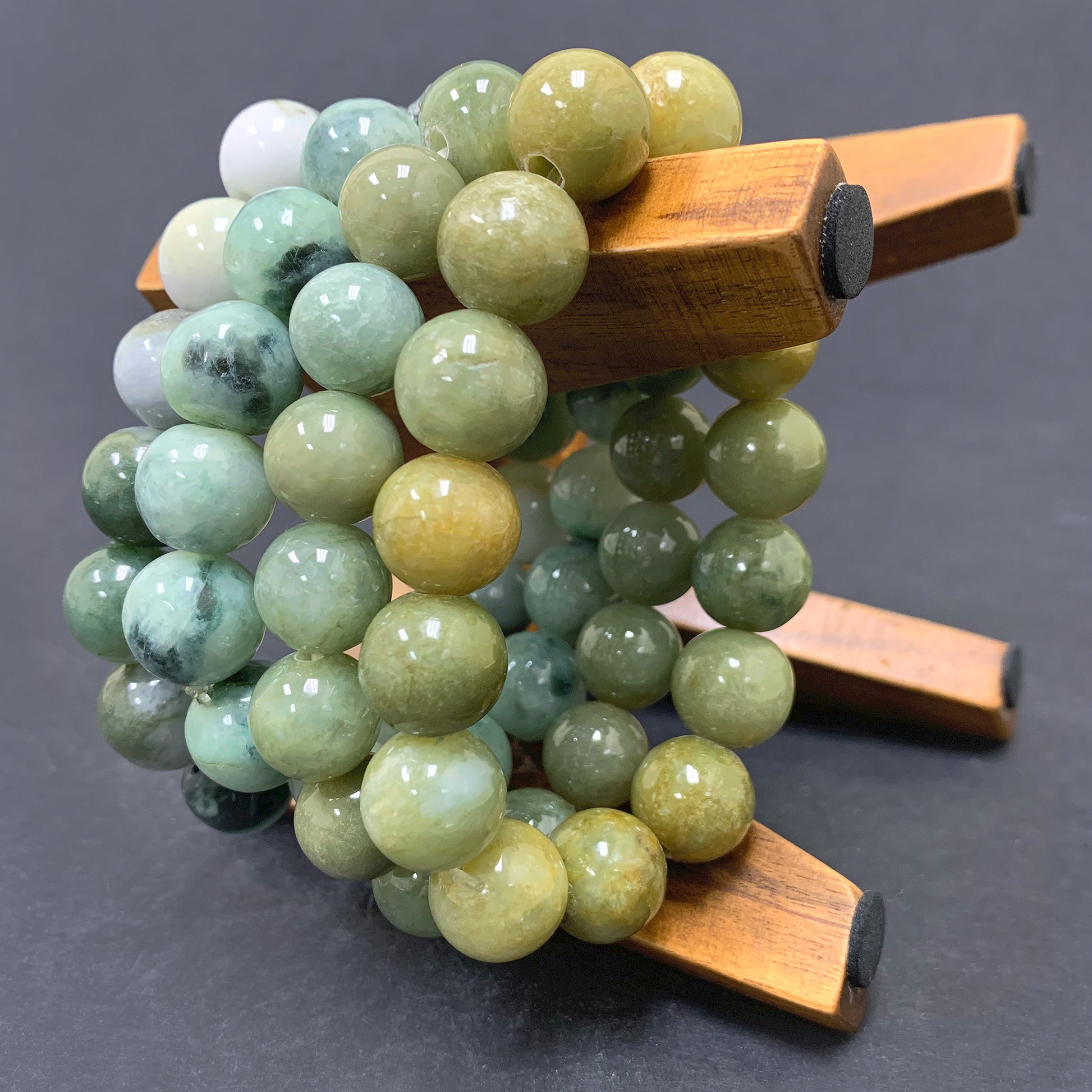 Natural Jade Gemstone Round Bead Unisex Handmade Stretch Bracelet - Gem Avenue