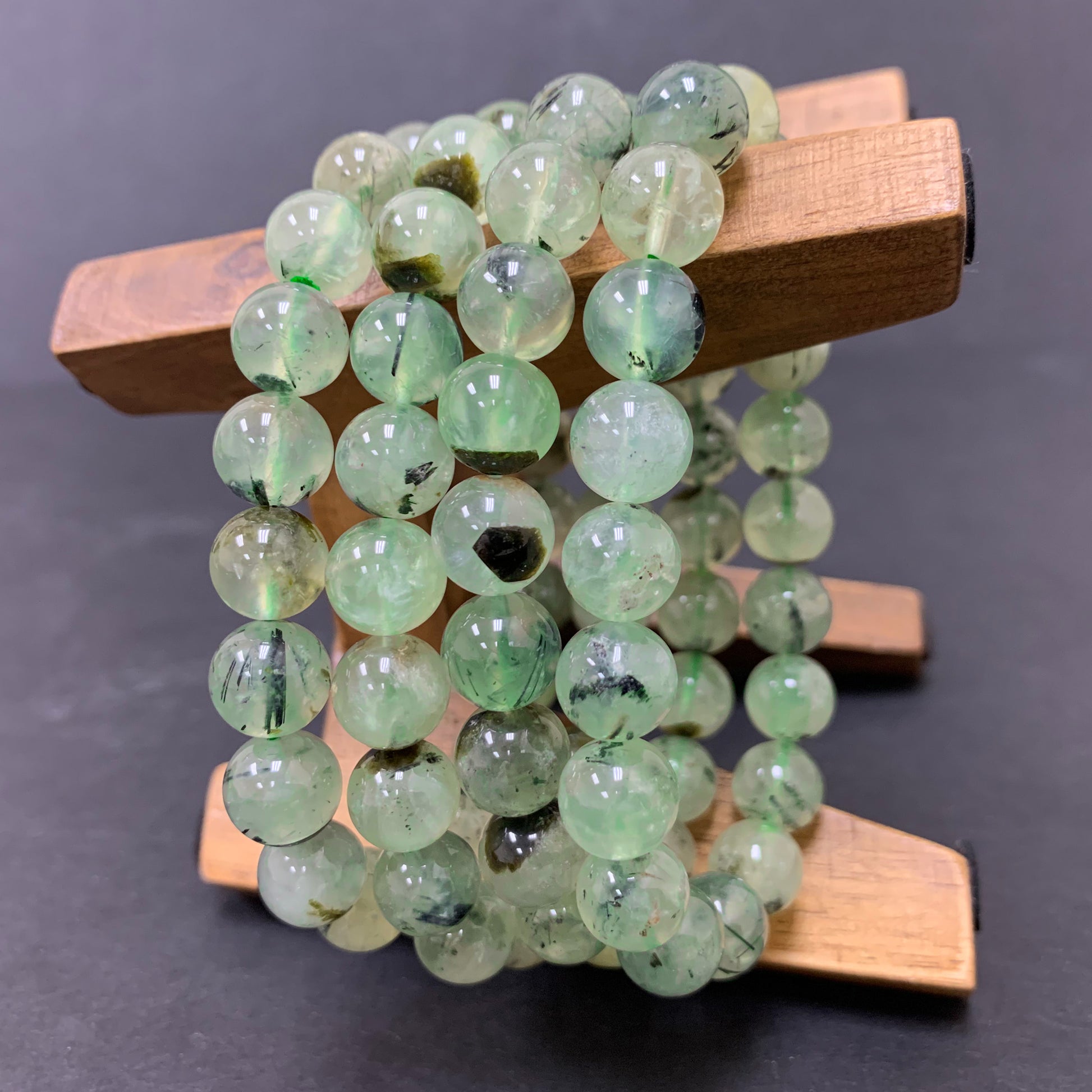 Prehnite Gemstone Bead Unisex Handmade Stretch Bracelet - Gem Avenue